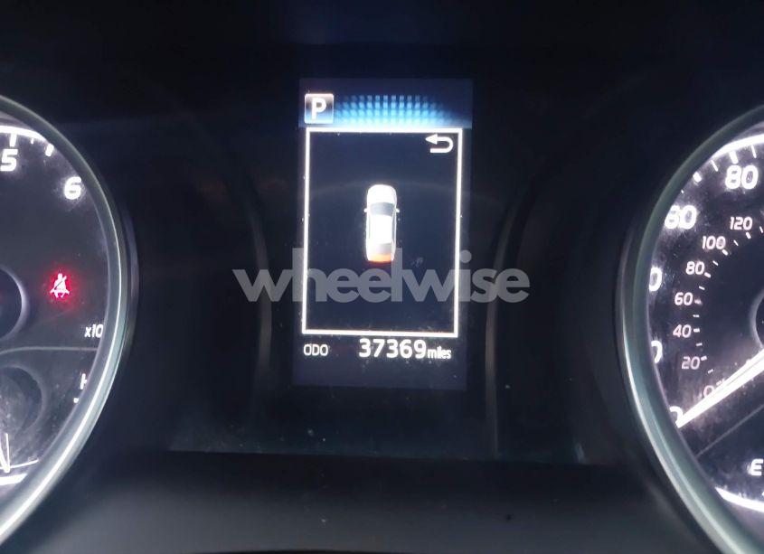 Photo 7 of 2018 Toyota Camry LE (VIN 4T1B11HK2JU005353)