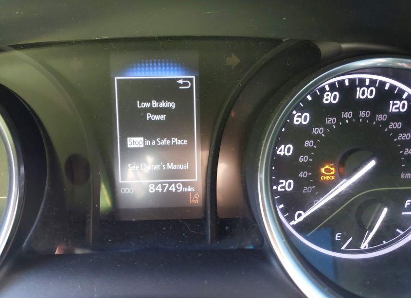 Photo 15 of 2018 Toyota Camry SE (VIN 4T1B11HK2JU024176)