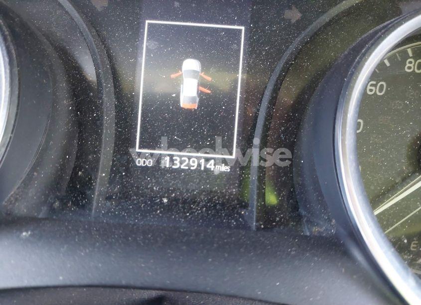 Photo 15 of 2018 Toyota Camry SE (VIN 4T1B11HK2JU070977)