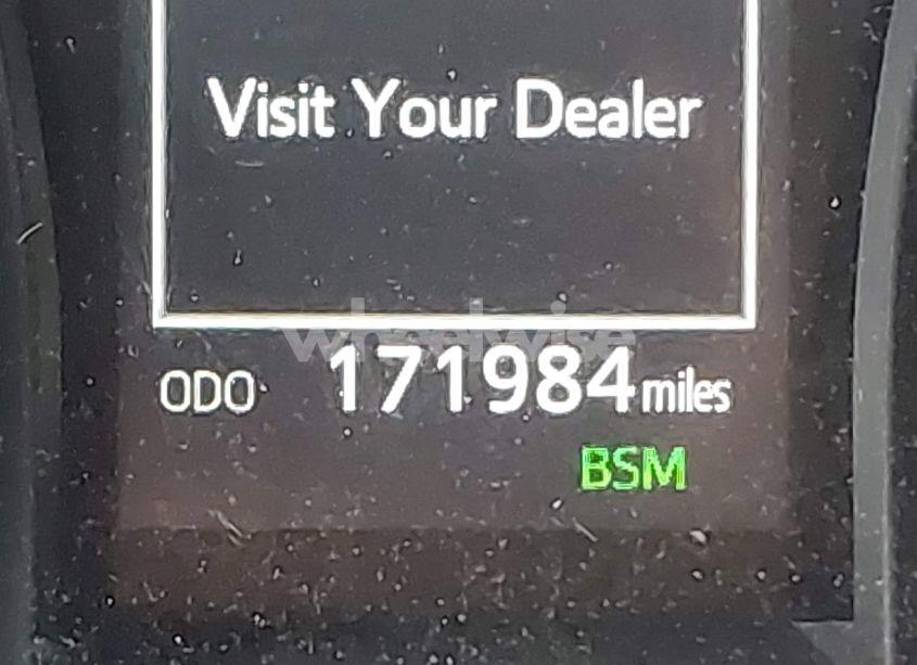 Photo 15 of 2018 Toyota Camry SE (VIN 4T1B11HK2JU079694)