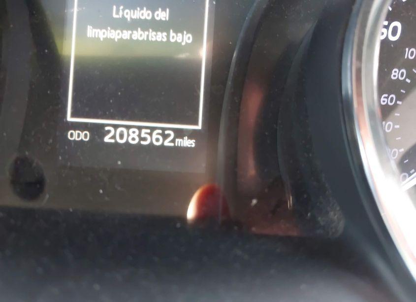 Photo 15 of 2018 Toyota Camry SE (VIN 4T1B11HK2JU123290)