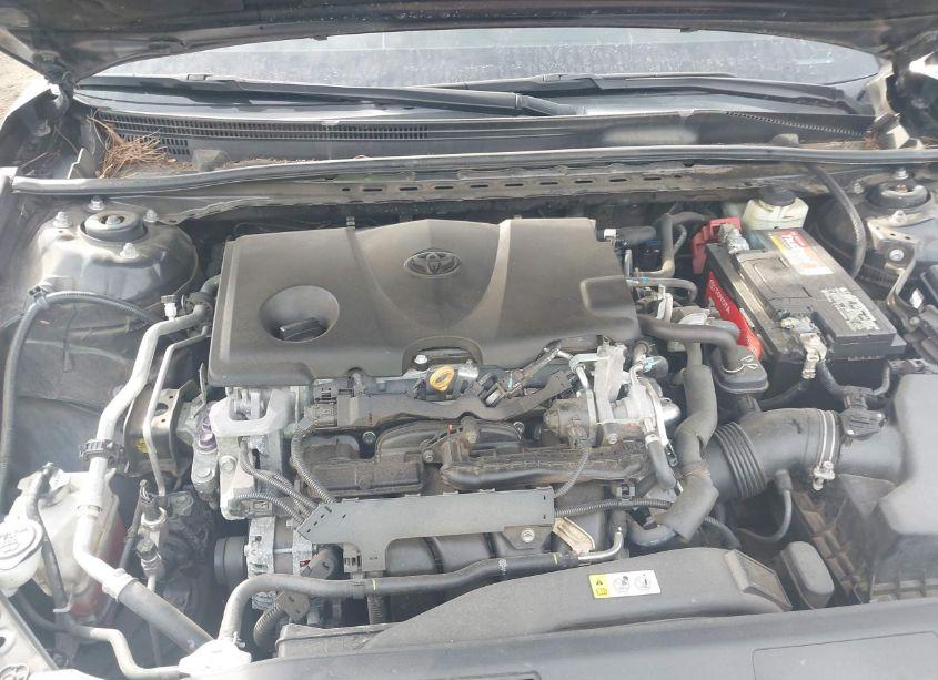 Photo 10 of 2018 Toyota Camry SE (VIN 4T1B11HK2JU148495)