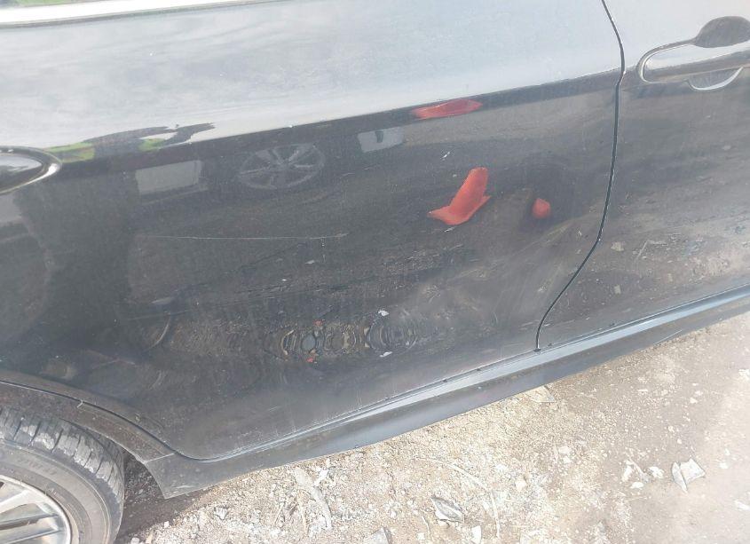 Photo 18 of 2018 Toyota Camry SE (VIN 4T1B11HK2JU148495)