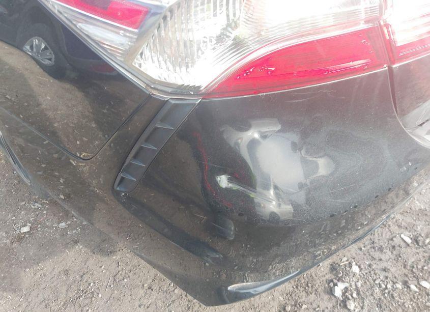 Photo 6 of 2018 Toyota Camry SE (VIN 4T1B11HK2JU148495)