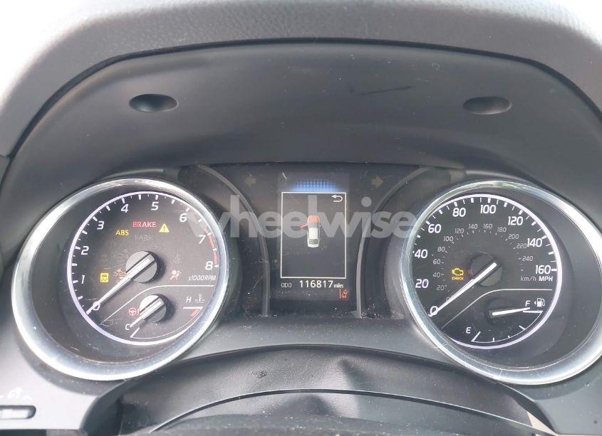 Photo 7 of 2018 Toyota Camry LE (VIN 4T1B11HK2JU151039)