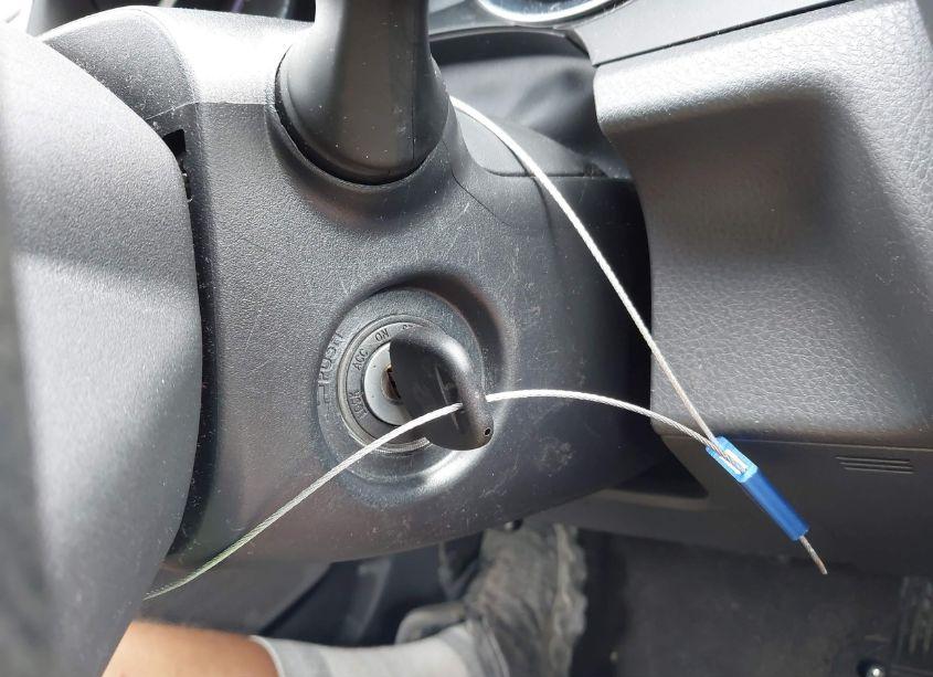 Photo 11 of 2018 Toyota Camry LE (VIN 4T1B11HK2JU151669)