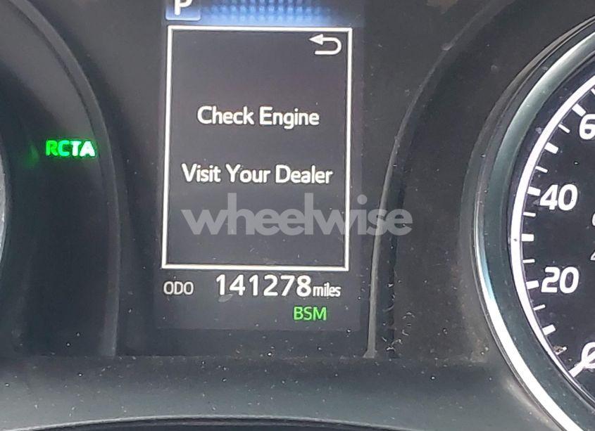 Photo 15 of 2018 Toyota Camry SE (VIN 4T1B11HK2JU515914)