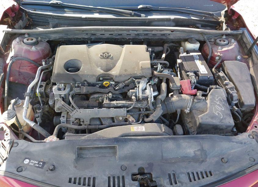 Photo 10 of 2018 Toyota Camry SE (VIN 4T1B11HK2JU517050)