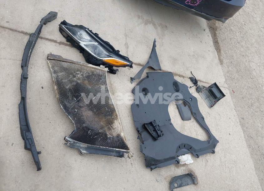 Photo 11 of 2018 Toyota Camry LE (VIN 4T1B11HK2JU522734)