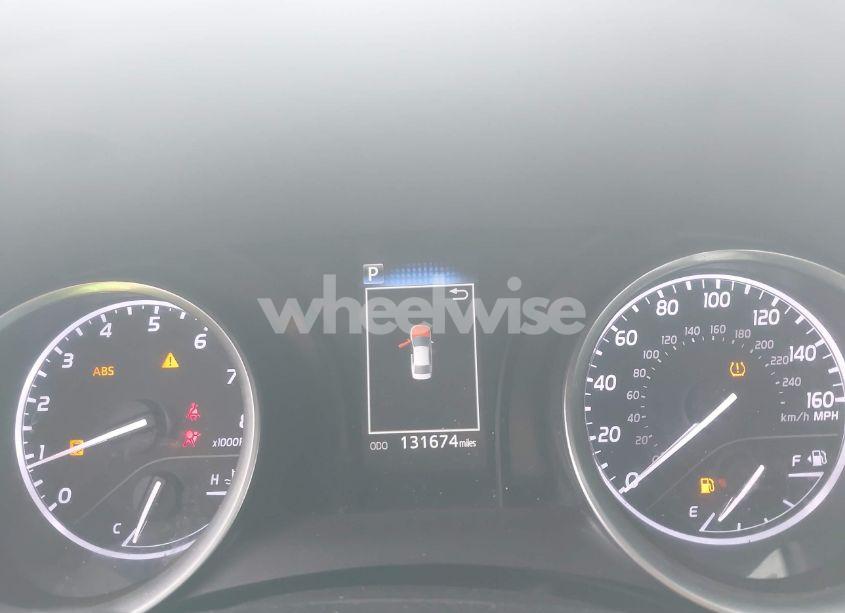 Photo 7 of 2018 Toyota Camry LE (VIN 4T1B11HK2JU529683)