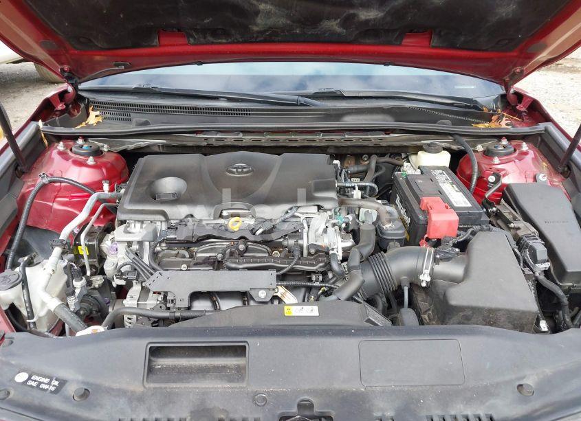 Photo 10 of 2018 Toyota Camry SE (VIN 4T1B11HK2JU549643)