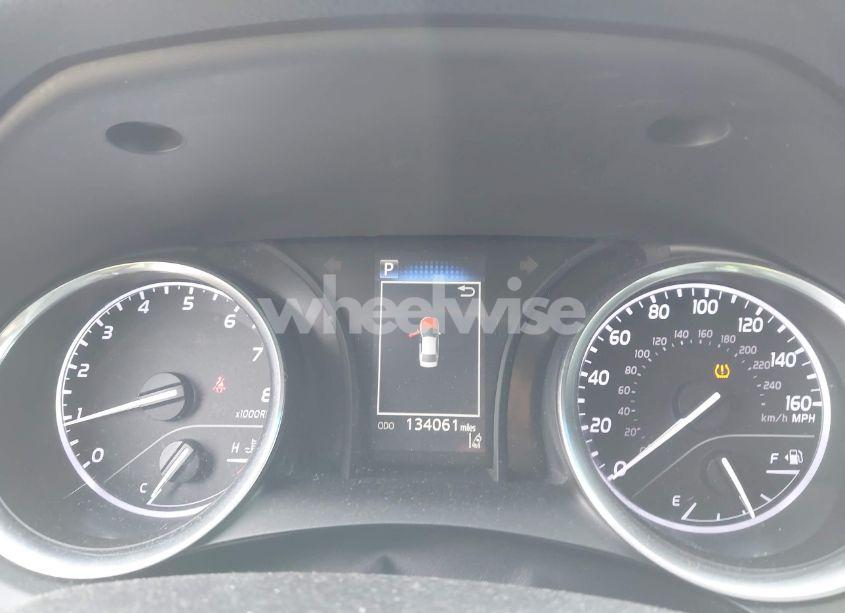 Photo 7 of 2018 Toyota Camry SE (VIN 4T1B11HK2JU549643)