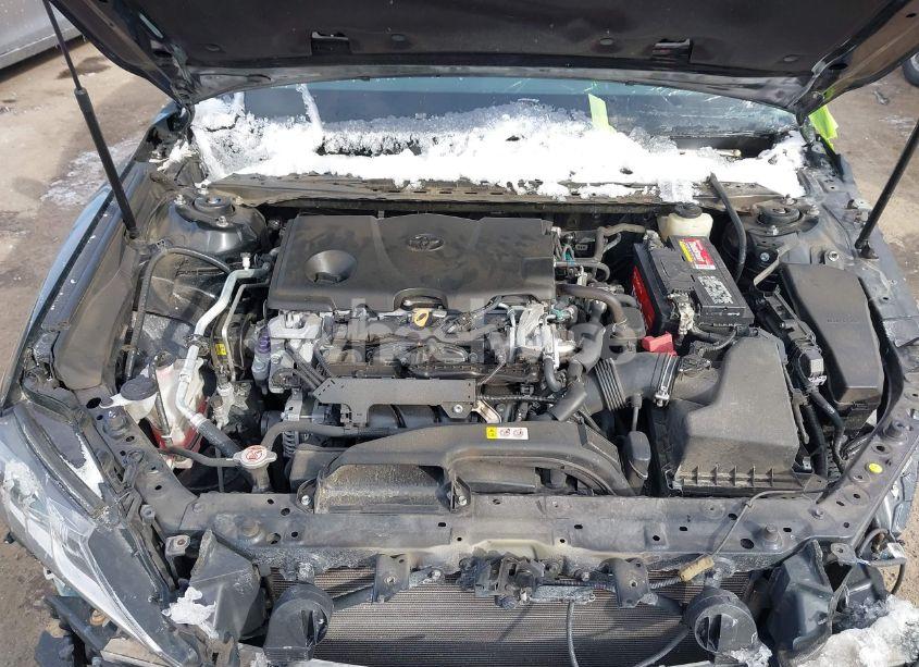 Photo 10 of 2018 Toyota Camry SE (VIN 4T1B11HK2JU583128)