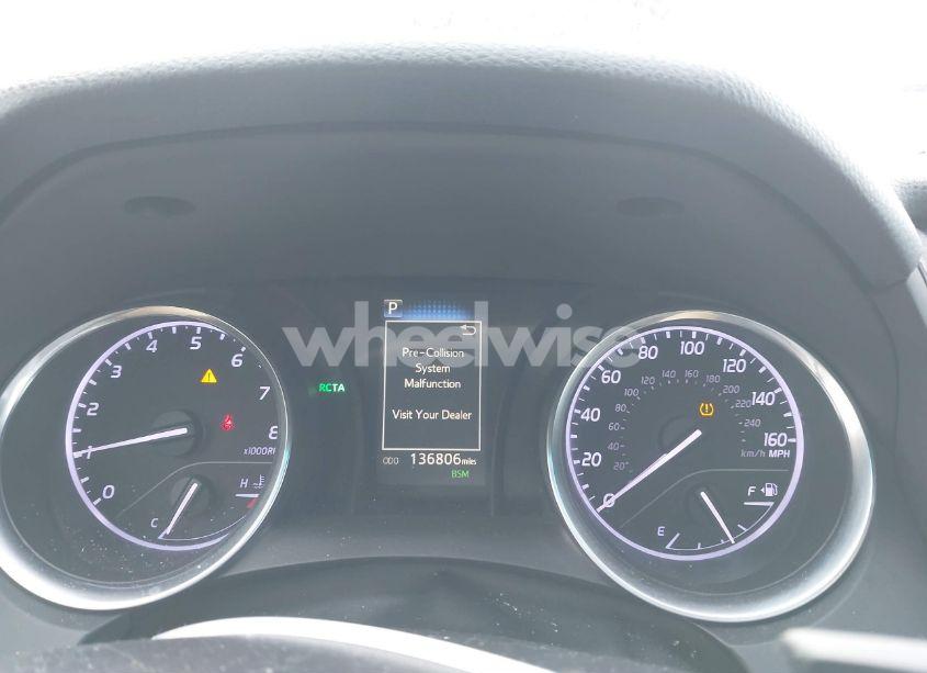 Photo 7 of 2018 Toyota Camry SE (VIN 4T1B11HK2JU583128)