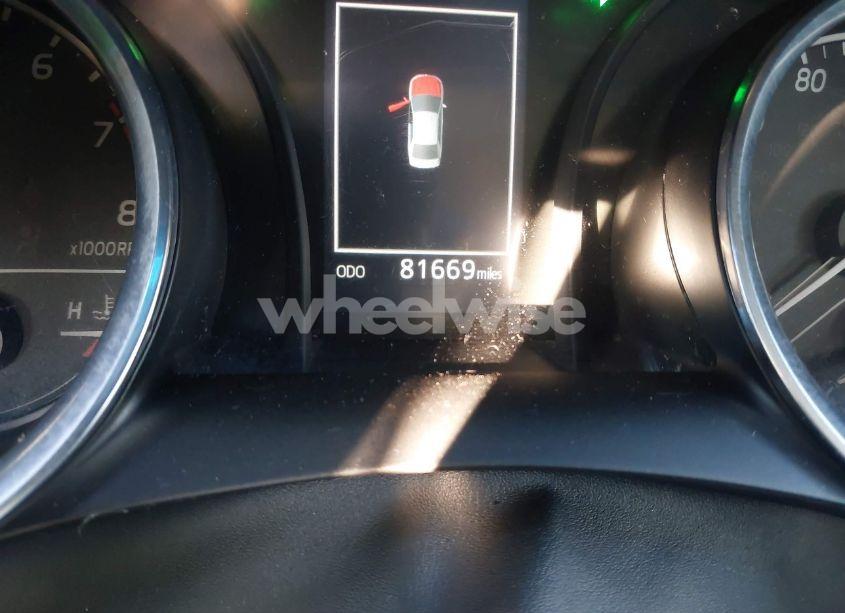 Photo 14 of 2018 Toyota Camry LE (VIN 4T1B11HK2JU648513)