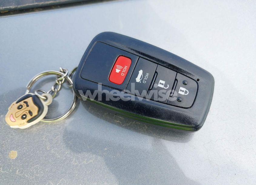 Photo 11 of 2019 Toyota Camry SE (VIN 4T1B11HK2KU181708)