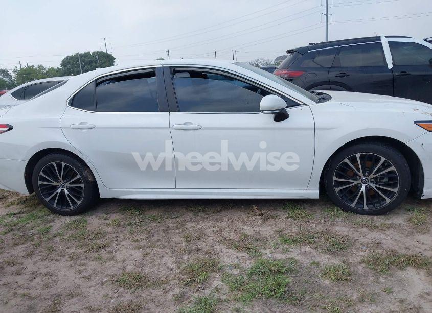 Photo 13 of 2019 Toyota Camry SE (VIN 4T1B11HK2KU181708)