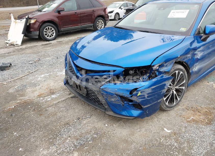 Photo 6 of 2019 Toyota Camry SE (VIN 4T1B11HK2KU186780)