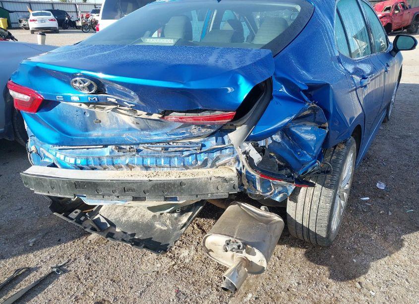 Photo 6 of 2019 Toyota Camry XLE (VIN 4T1B11HK2KU188710)