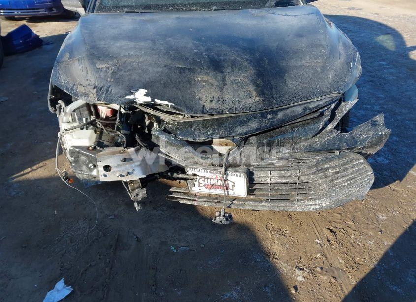 Photo 6 of 2019 Toyota Camry LE (VIN 4T1B11HK2KU198072)