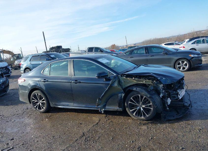 Photo 13 of 2019 Toyota Camry SE (VIN 4T1B11HK2KU247447)