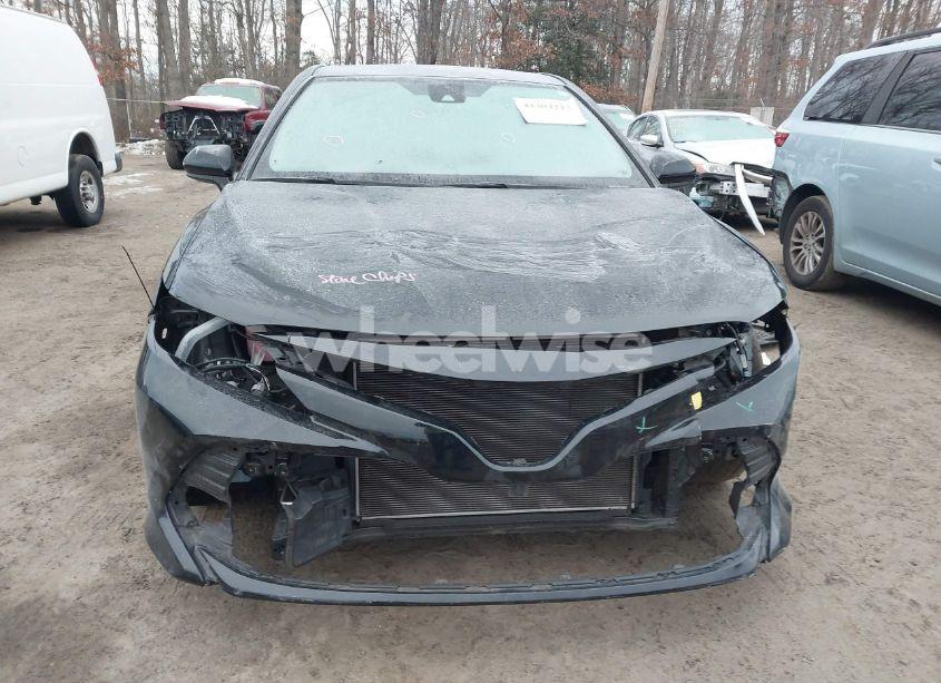 Photo 13 of 2019 Toyota Camry LE (VIN 4T1B11HK2KU284045)