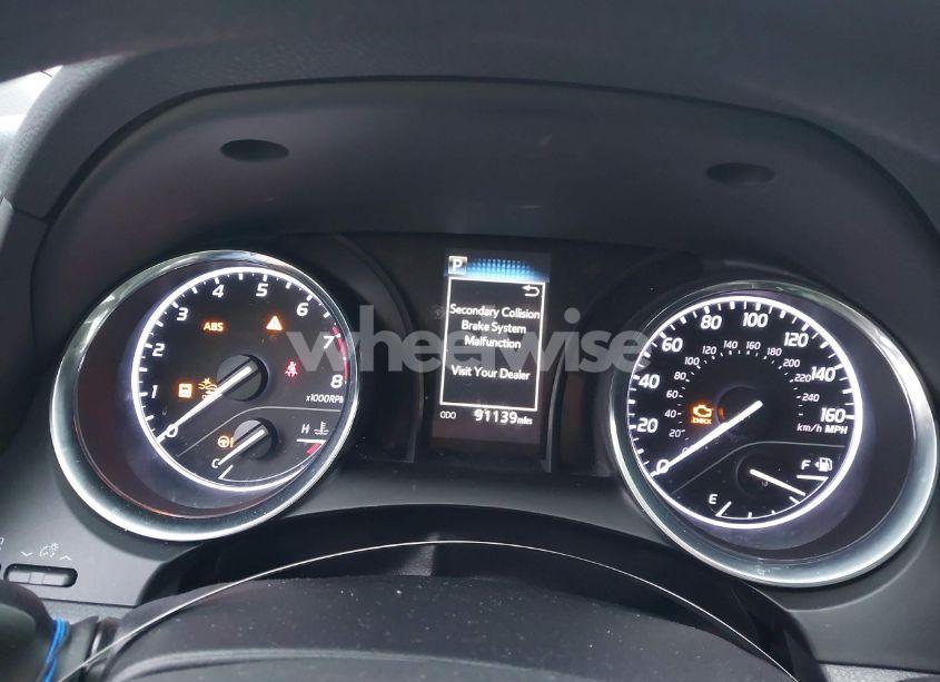 Photo 7 of 2019 Toyota Camry LE (VIN 4T1B11HK2KU284045)