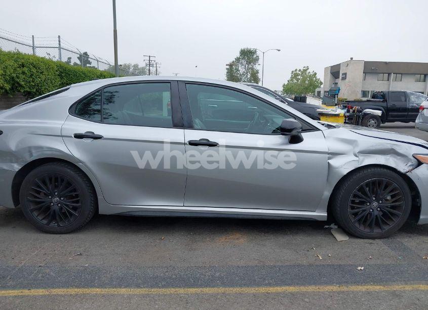 Photo 13 of 2019 Toyota Camry SE (VIN 4T1B11HK2KU299628)