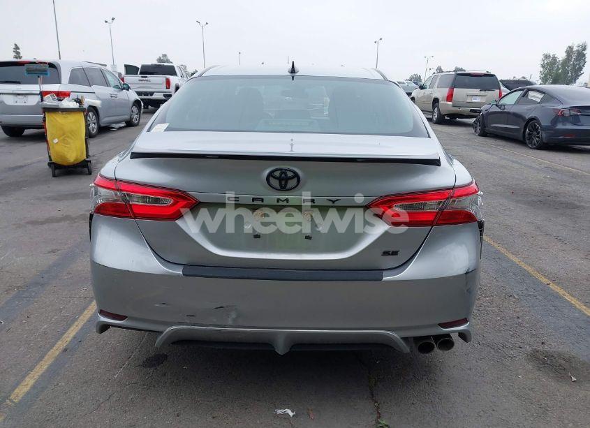 Photo 16 of 2019 Toyota Camry SE (VIN 4T1B11HK2KU299628)