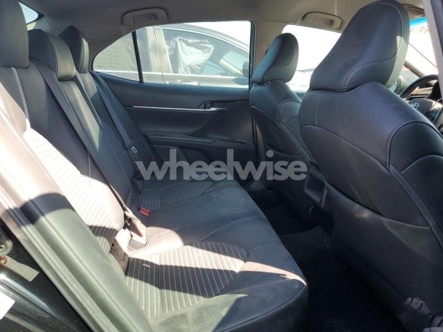 Photo 2 of 2019 TOYOTA CAMRY L (VIN 4T1B11HK2KU699883)