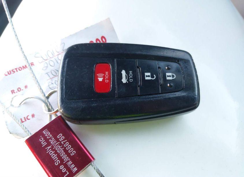 Photo 11 of 2019 Toyota Camry XLE (VIN 4T1B11HK2KU700658)