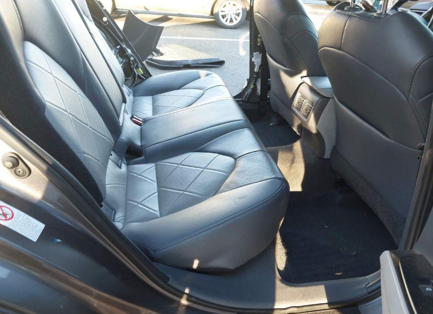 Photo 8 of 2019 Toyota Camry XLE (VIN 4T1B11HK2KU700658)