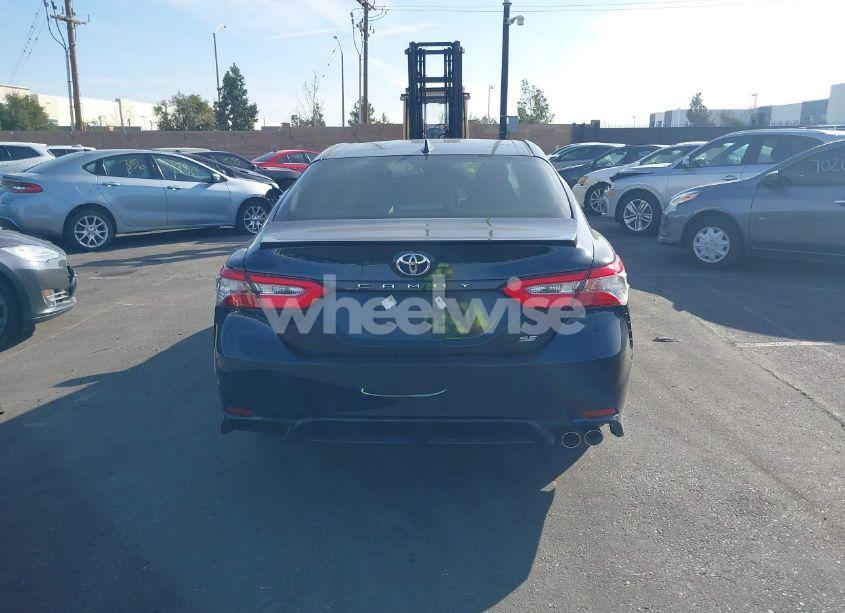Photo 17 of 2019 Toyota Camry SE (VIN 4T1B11HK2KU716097)
