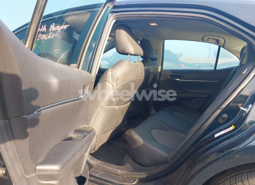 Photo 8 of 2019 Toyota Camry SE (VIN 4T1B11HK2KU716097)