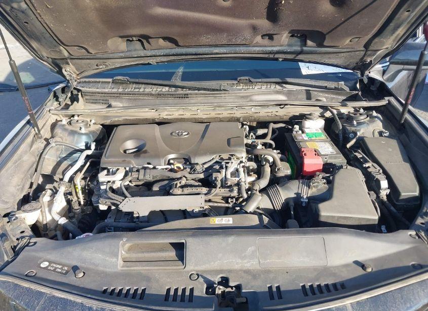 Photo 10 of 2019 Toyota Camry SE (VIN 4T1B11HK2KU717475)