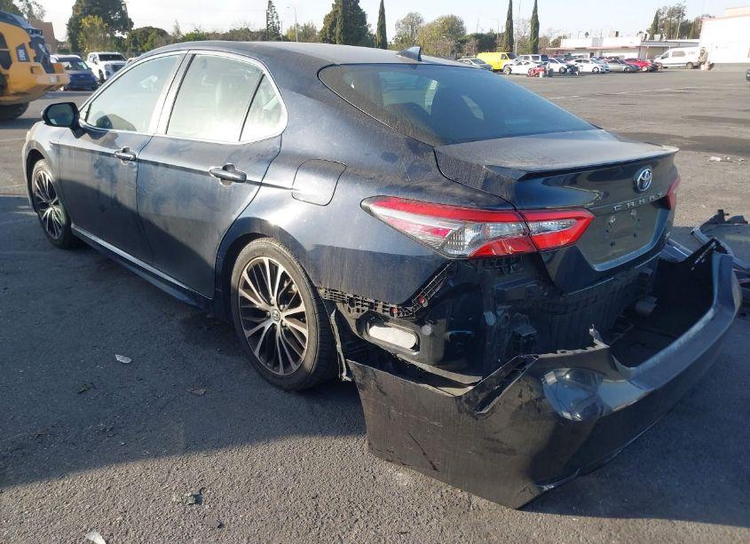 Photo 3 of 2019 Toyota Camry SE (VIN 4T1B11HK2KU717475)