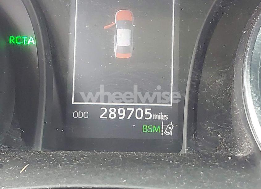 Photo 16 of 2019 Toyota Camry LE (VIN 4T1B11HK2KU727973)