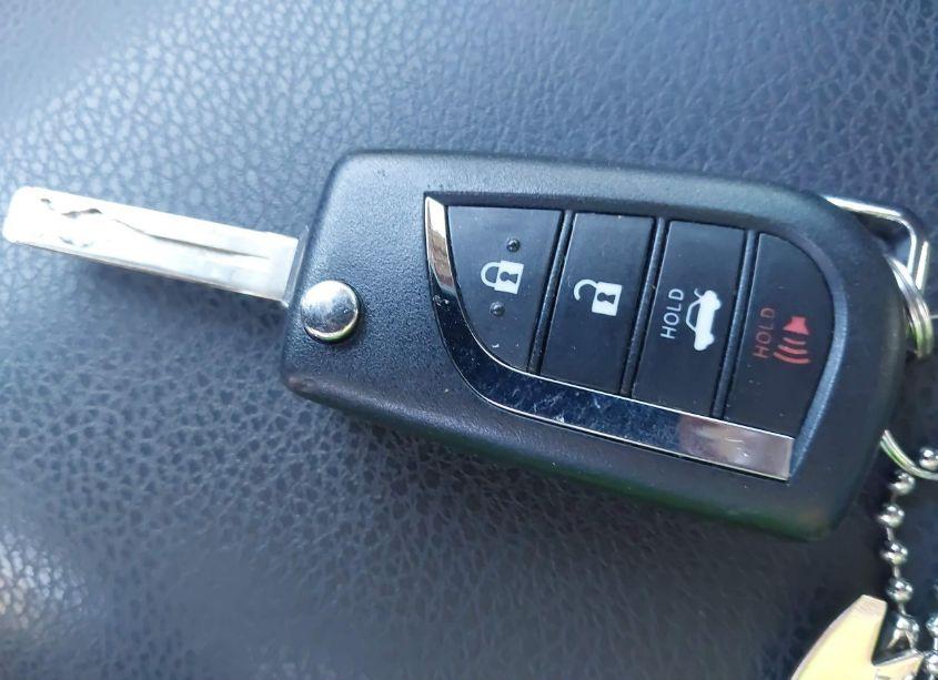 Photo 11 of 2019 Toyota Camry LE (VIN 4T1B11HK2KU738682)