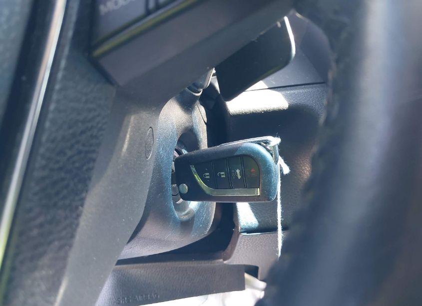 Photo 11 of 2019 Toyota Camry SE (VIN 4T1B11HK2KU742313)