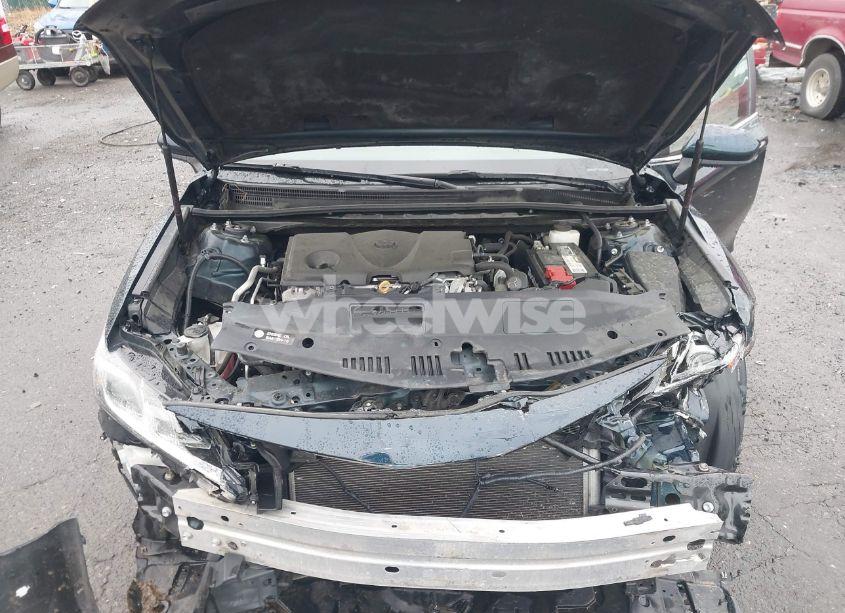 Photo 10 of 2019 Toyota Camry LE (VIN 4T1B11HK2KU747964)