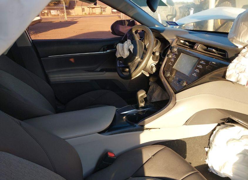 Photo 5 of 2019 Toyota Camry L (VIN 4T1B11HK2KU765607)