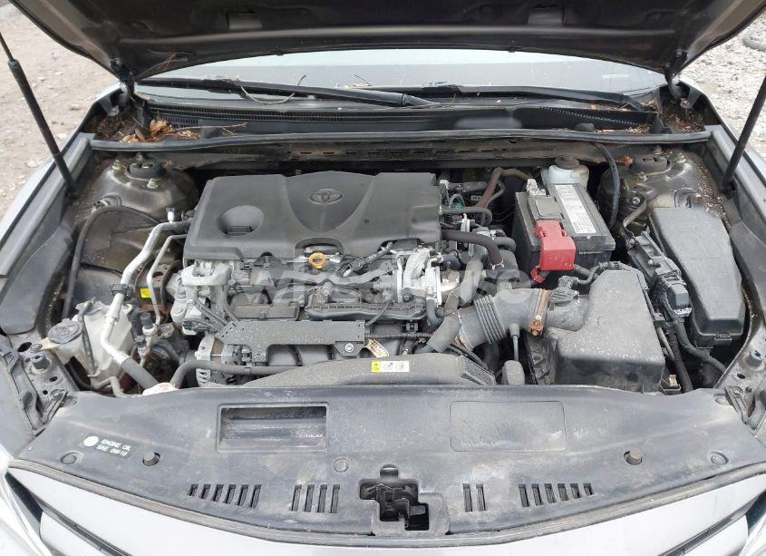 Photo 10 of 2019 Toyota Camry LE (VIN 4T1B11HK2KU809671)