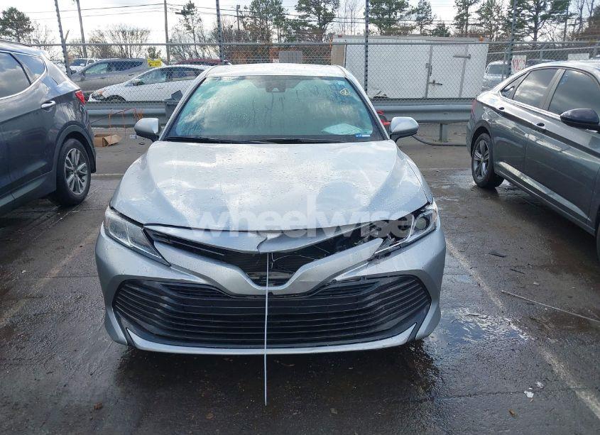 Photo 12 of 2019 Toyota Camry LE (VIN 4T1B11HK2KU850348)