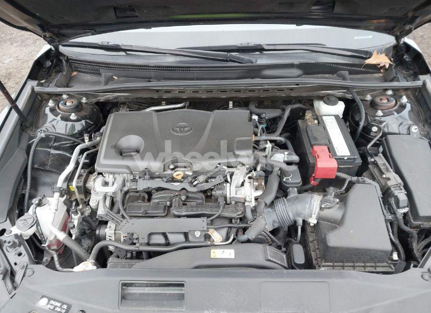 Photo 10 of 2019 Toyota Camry SE (VIN 4T1B11HK2KU853136)