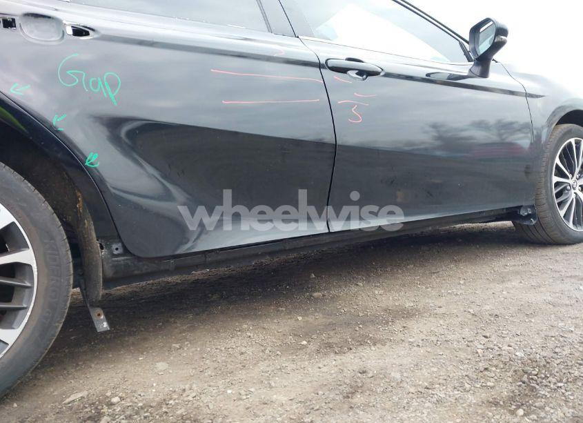 Photo 20 of 2019 Toyota Camry SE (VIN 4T1B11HK2KU853136)