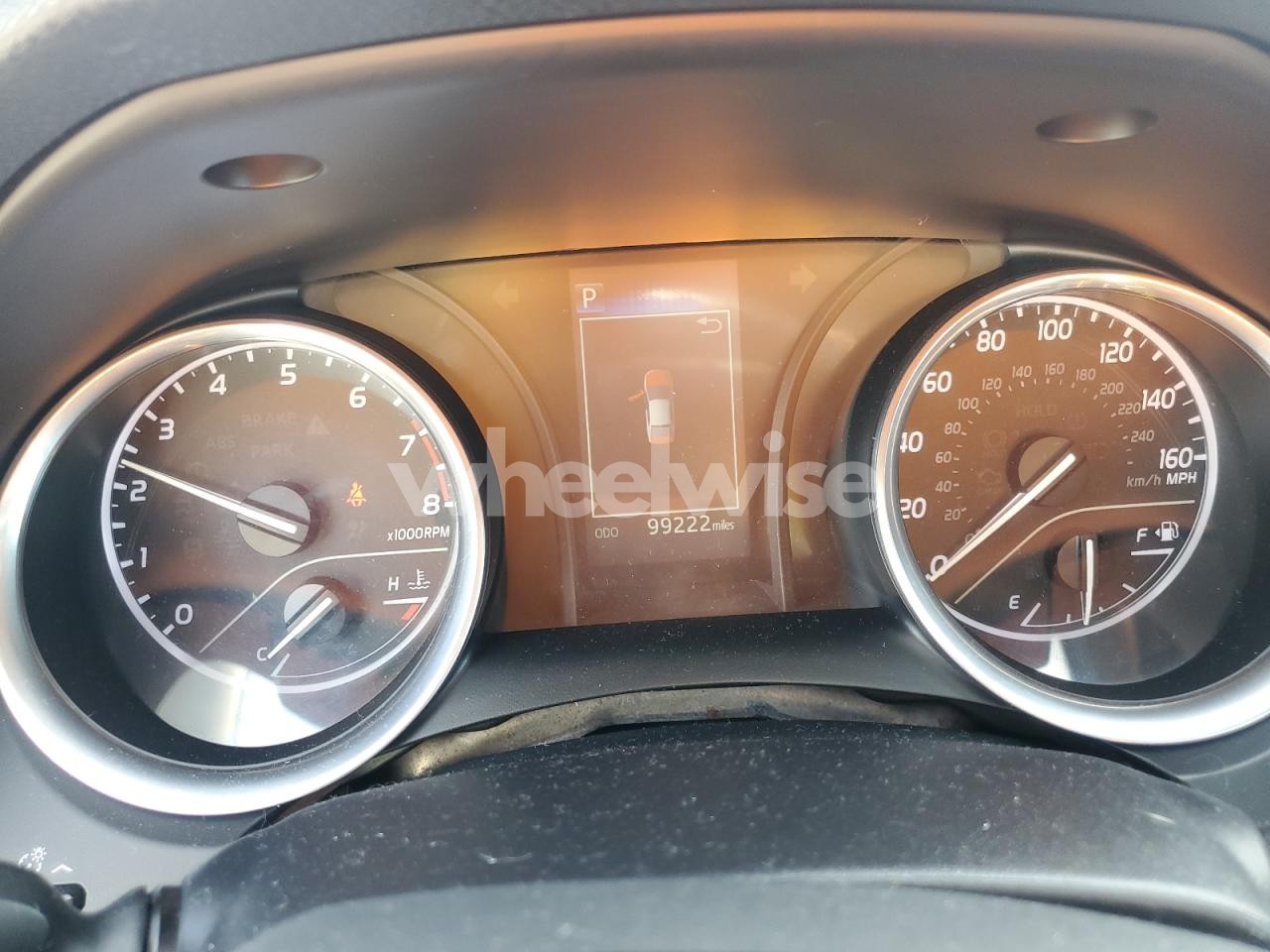 Photo 9 of 2018 TOYOTA CAMRY L (VIN 4T1B11HK3JU011307)