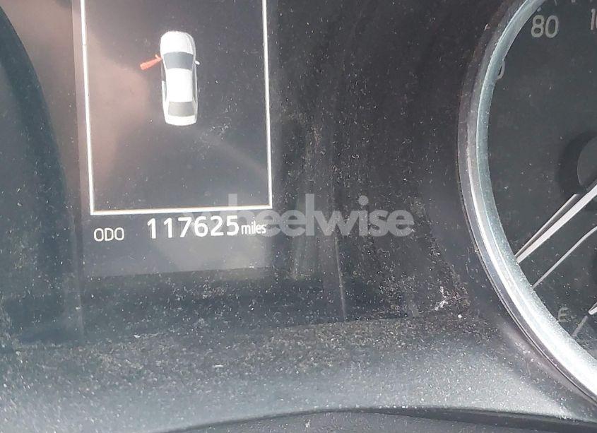 Photo 15 of 2018 Toyota Camry SE (VIN 4T1B11HK3JU049412)