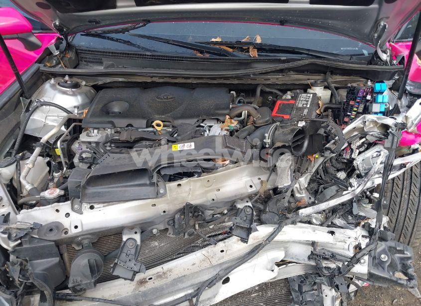 Photo 10 of 2018 Toyota Camry LE (VIN 4T1B11HK3JU079865)