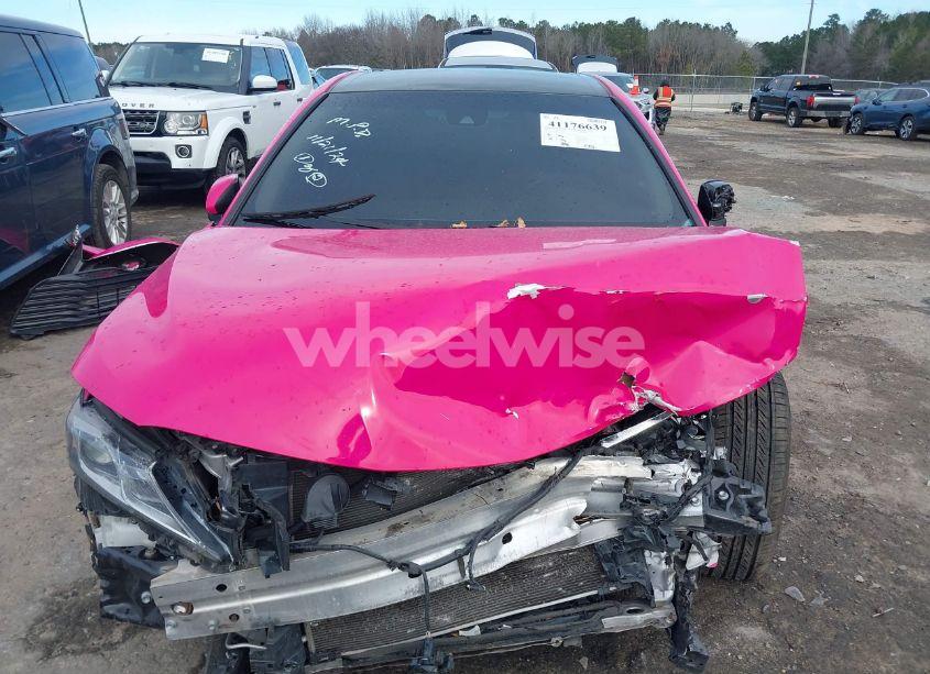 Photo 13 of 2018 Toyota Camry LE (VIN 4T1B11HK3JU079865)