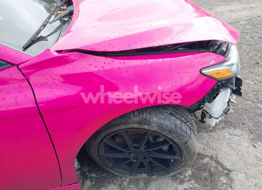 Photo 18 of 2018 Toyota Camry LE (VIN 4T1B11HK3JU079865)